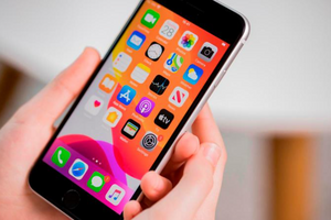 Третє покоління iPhone SE з'явиться вже навесні 2022 року