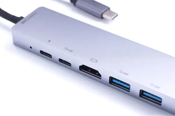 Перехідник для Macbook USB-хаб ZAMAX 6-в-1 купити