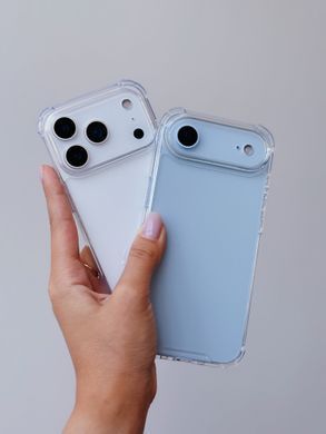 Чохол прозорий Armored для iPhone 18 PRO Clear з посиленими кутами