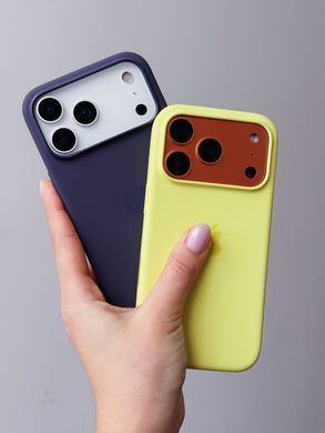 Чехол Silicone Case with MagSafe OEM для iPhone 17 PRO Vanilla